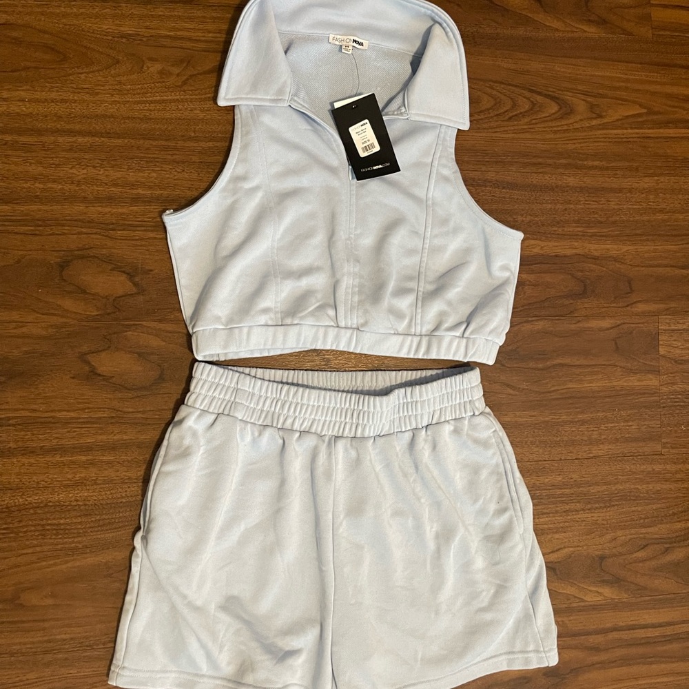 Fashion nova “major serve short set” light blue